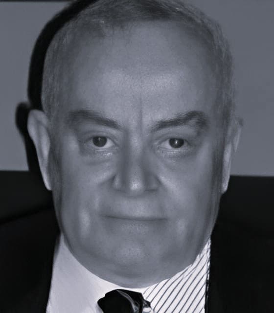 İTÜ Mezunu Yüksek Mühendis Yücel Erdem hayatını kaybetti