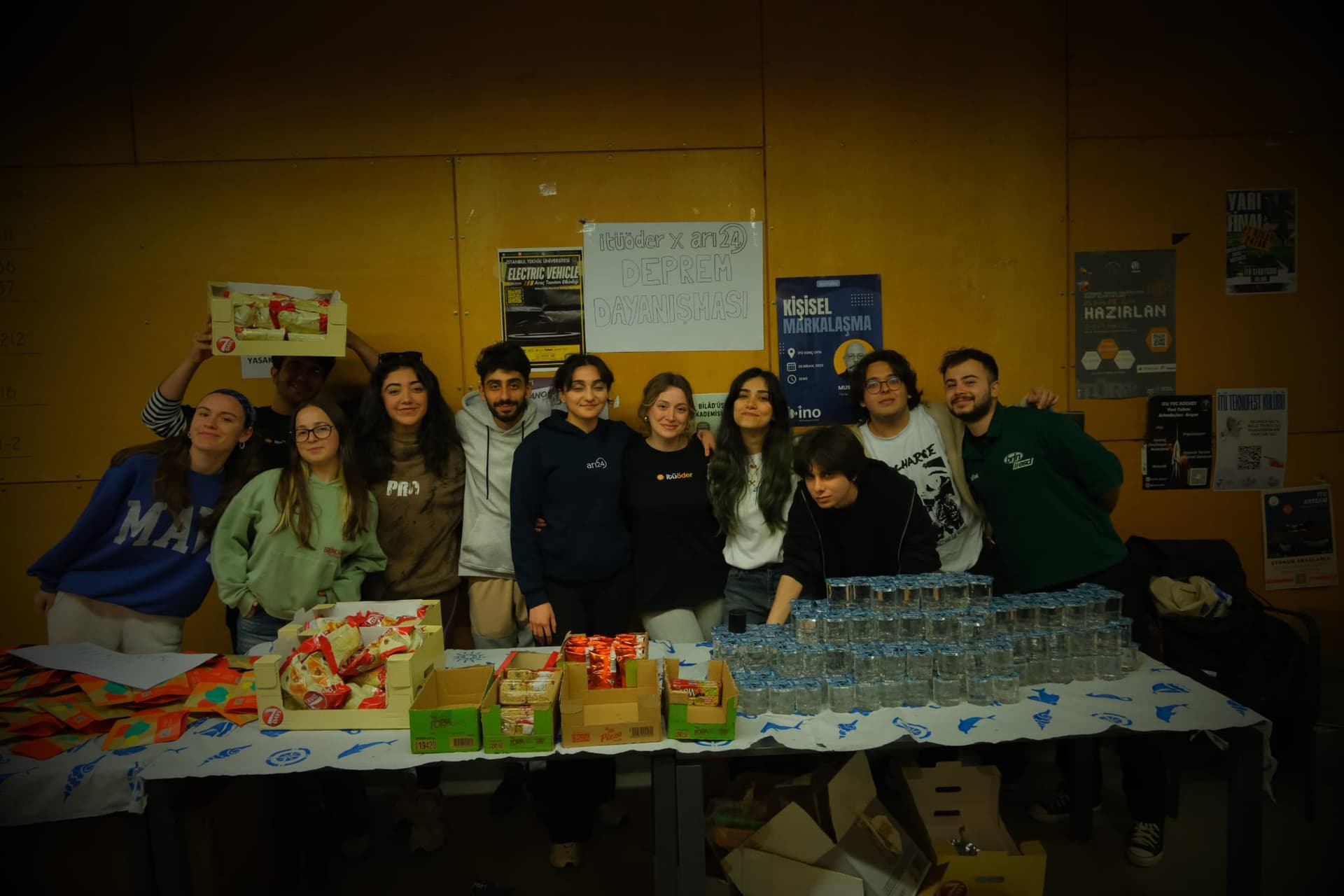 Deprem sonrası MED’de dayanışma akşamı