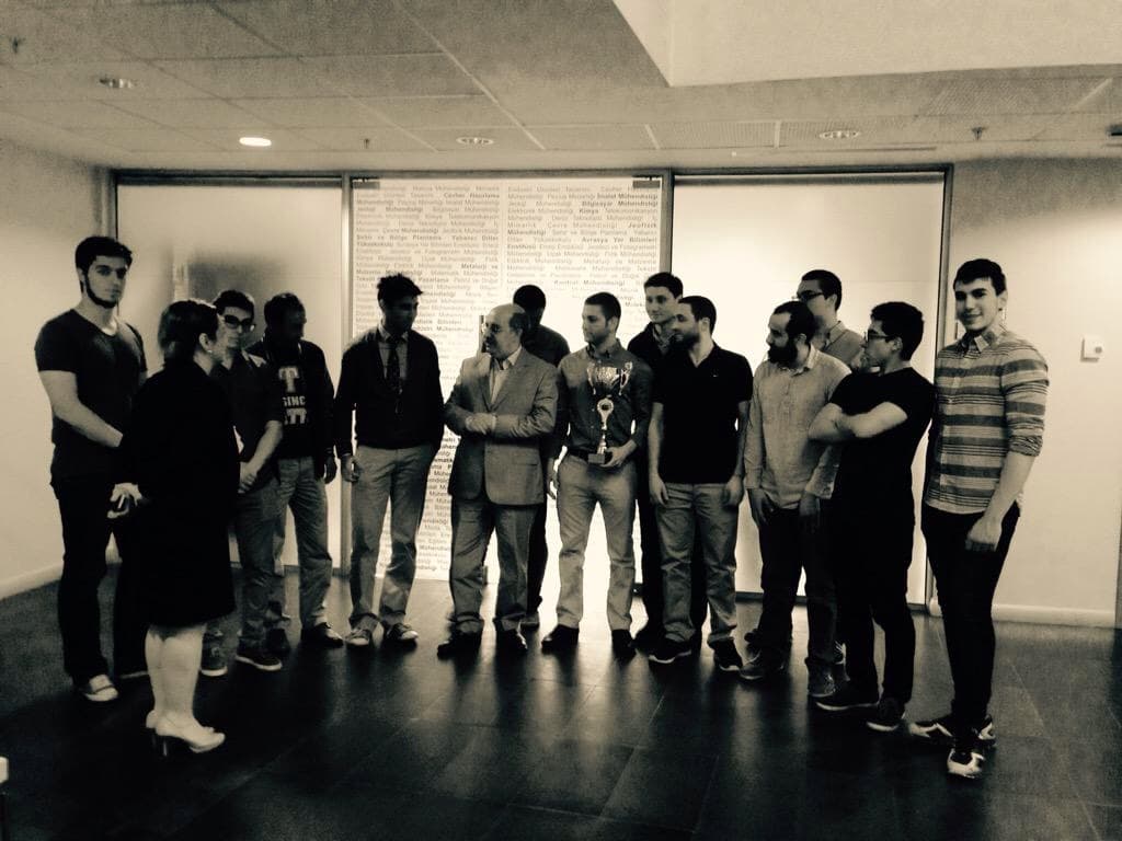 Rektör Karaca Ünilig şampiyonu İTÜ Hornets'ı kabul etti