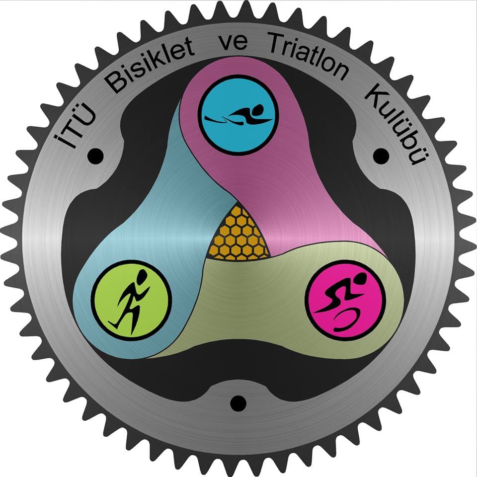 İTÜ'lü Triatloncular finallerde yarıştı