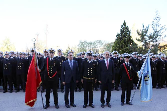 İTÜ Denizcilik Fakültesi öğrencilerinden Ata'ya ziyaret