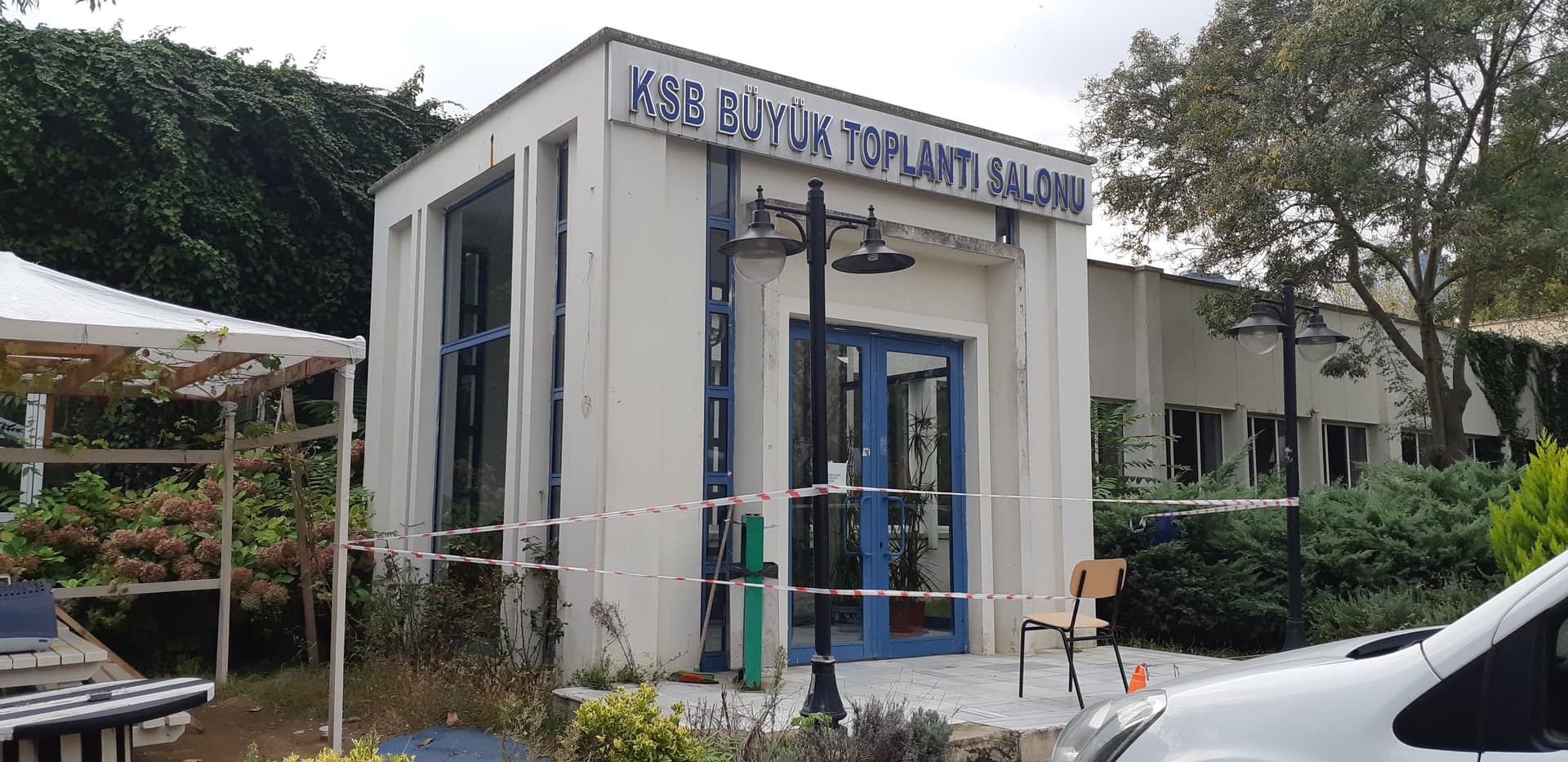 Depremde hasar gören KSB kapatıldı