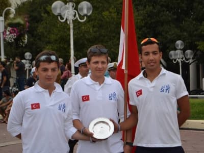 İTÜ Denizcilik Fakültesi Öğrencilerinden İki Büyük Başarı